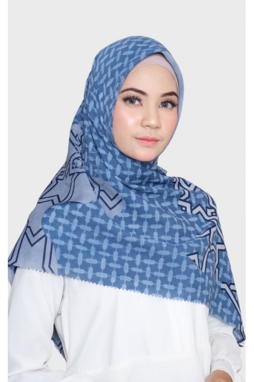 Hijab Segi Empat Voal Lasercut Casablanca Denim